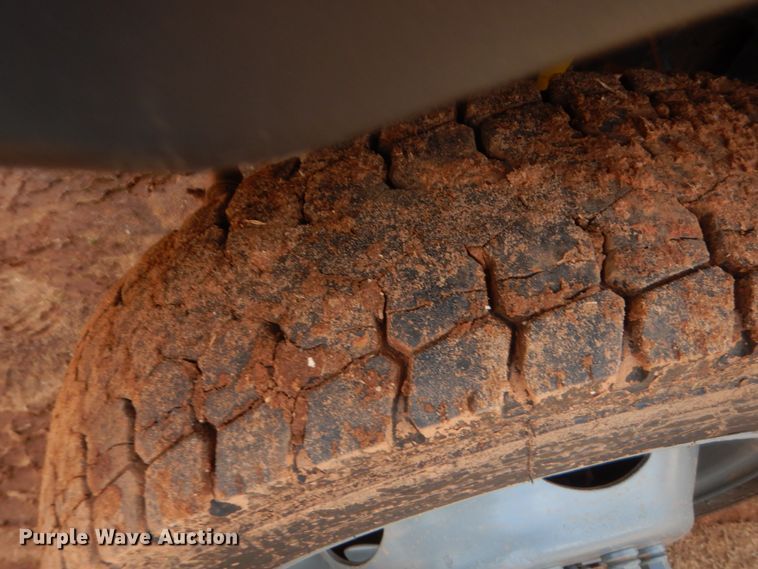 image for item HG9603 2006 Ford F550  Crew Cab flatbed truck