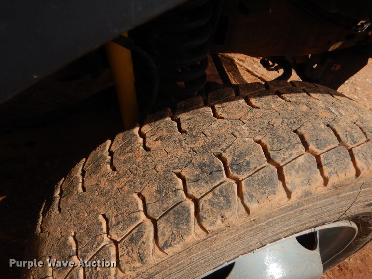 image for item HG9603 2006 Ford F550  Crew Cab flatbed truck