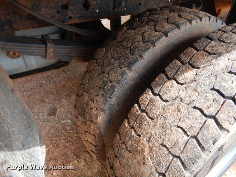 image for item HG9603 2006 Ford F550  Crew Cab flatbed truck