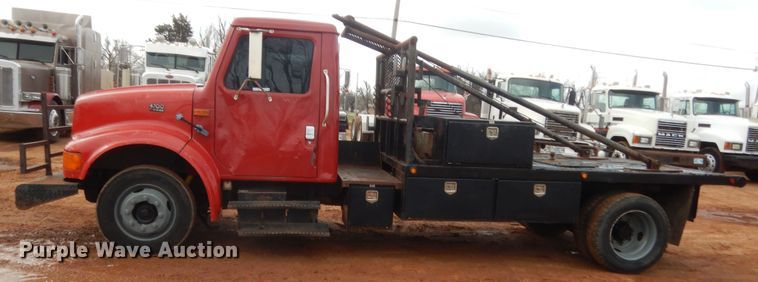 image for item HG9605 1997 International 4700  winch truck