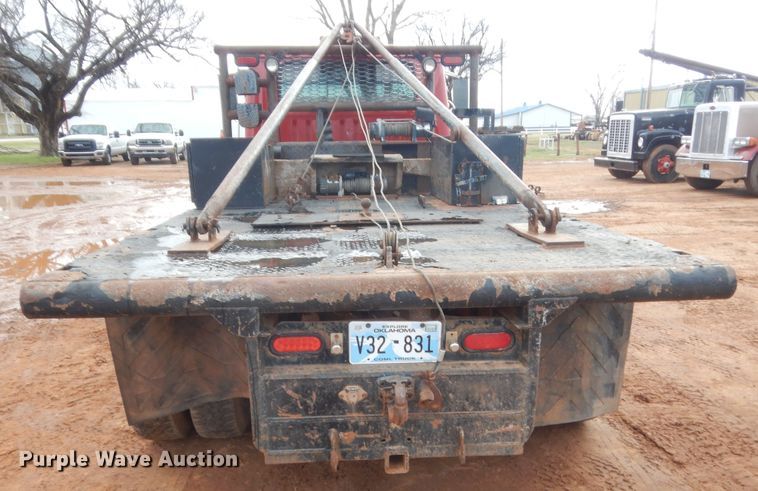 image for item HG9605 1997 International 4700  winch truck