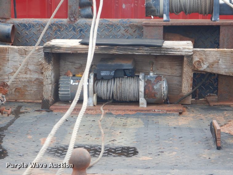 image for item HG9605 1997 International 4700  winch truck