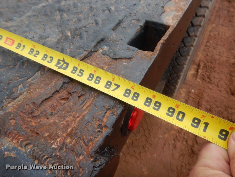 image for item HG9605 1997 International 4700  winch truck