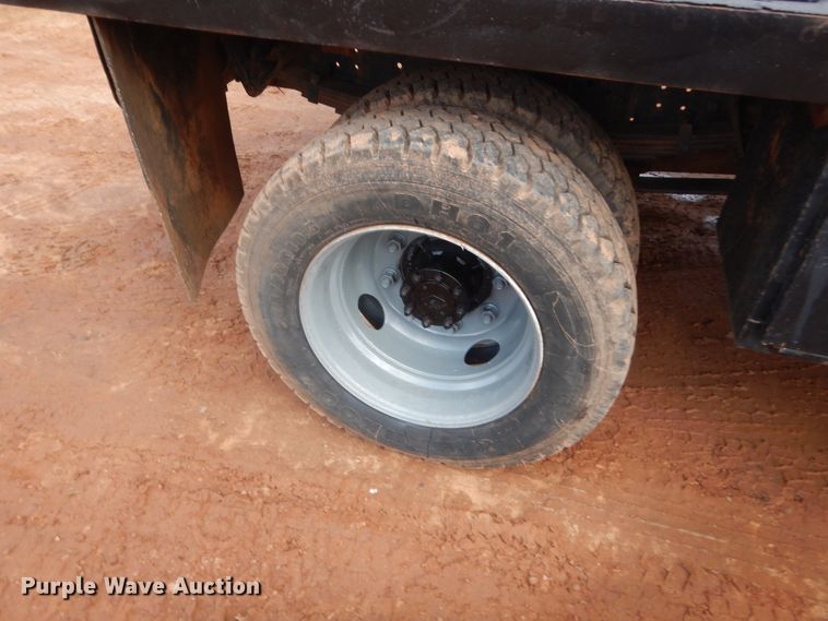 image for item HG9605 1997 International 4700  winch truck