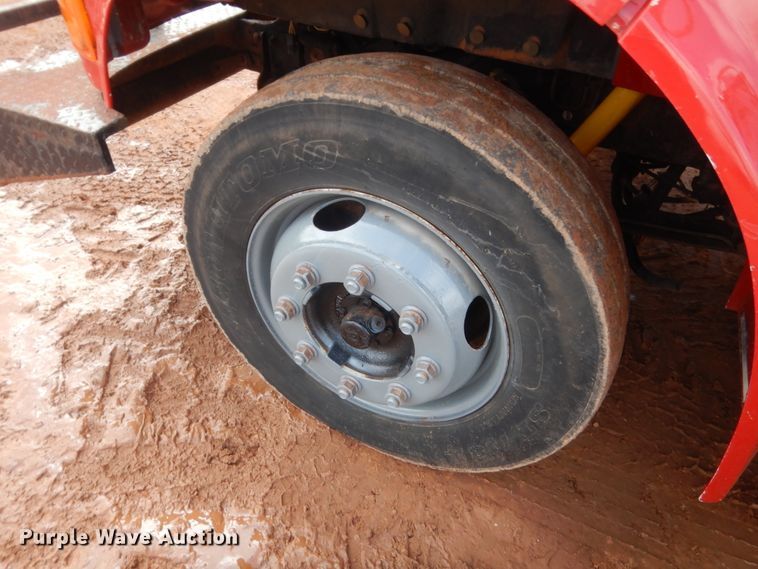 image for item HG9605 1997 International 4700  winch truck