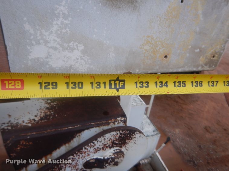 image for item HG9606 1992 Chevrolet C3500  bucket truck