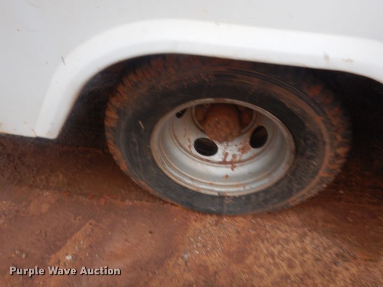 image for item HG9606 1992 Chevrolet C3500  bucket truck