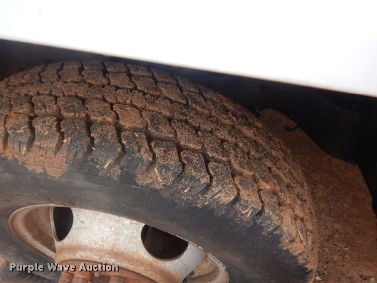 image for item HG9606 1992 Chevrolet C3500  bucket truck