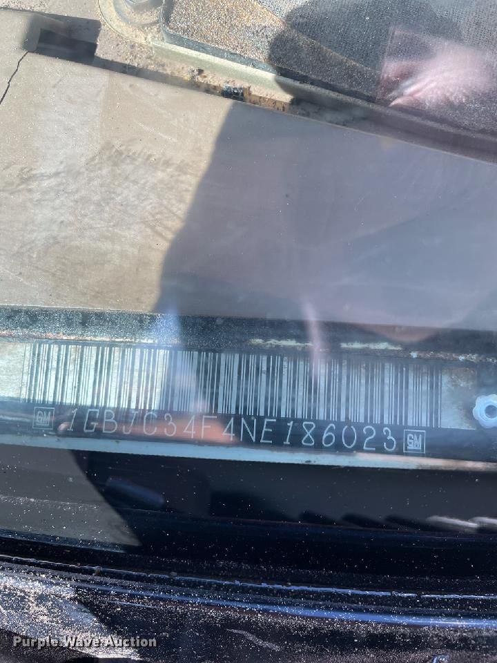 image for item HG9606 1992 Chevrolet C3500  bucket truck