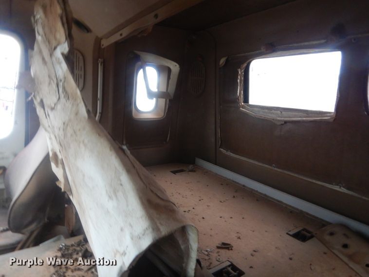 image for item HG9607 International COF4070B  semi truck