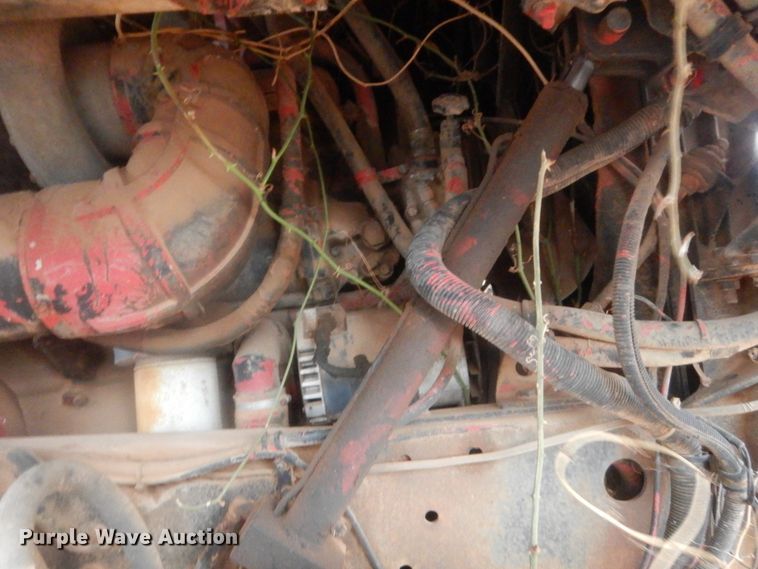 image for item HG9607 International COF4070B  semi truck