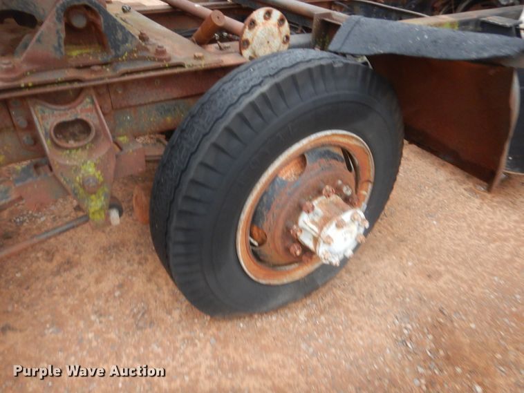 image for item HG9607 International COF4070B  semi truck