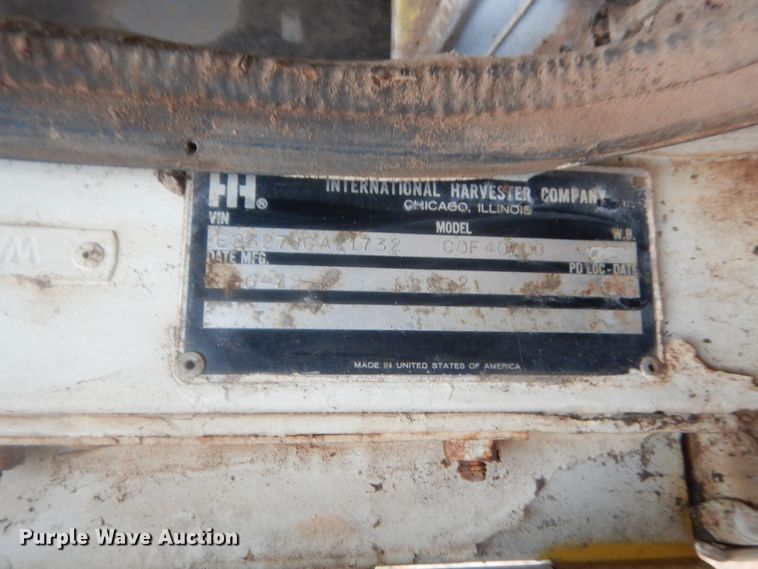 image for item HG9607 International COF4070B  semi truck