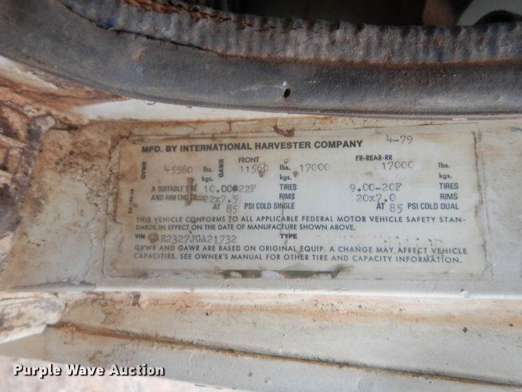 image for item HG9607 International COF4070B  semi truck