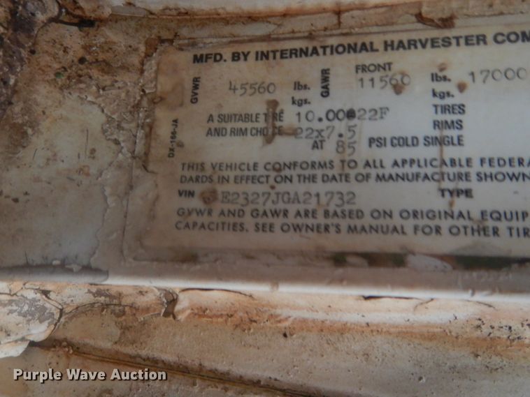 image for item HG9607 International COF4070B  semi truck