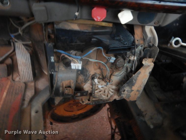 image for item HG9608 2007 Mack CHN613  semi truck