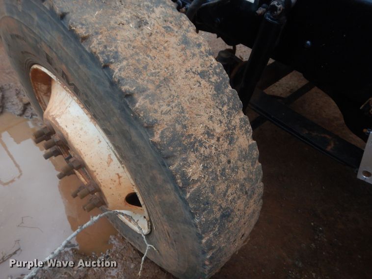 image for item HG9608 2007 Mack CHN613  semi truck