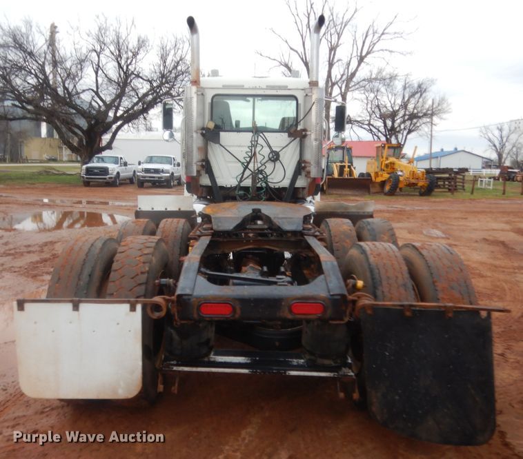 image for item HG9609 2007 Mack CHN  semi truck