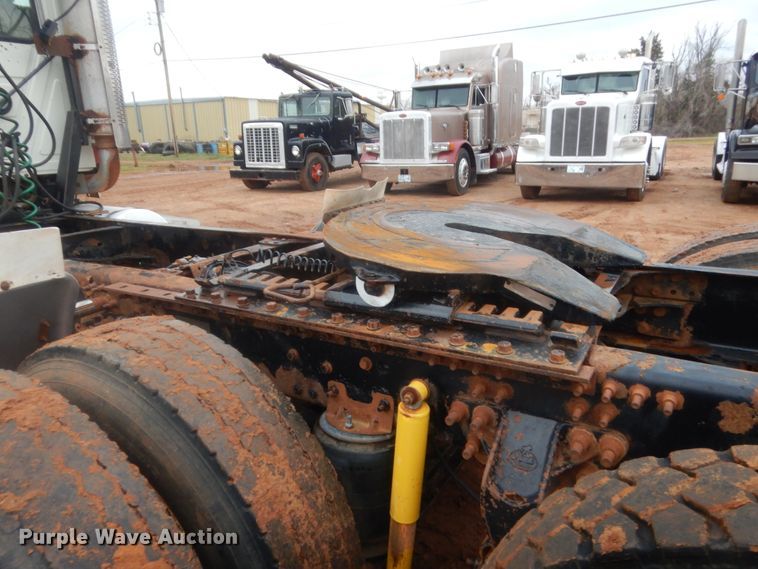 image for item HG9609 2007 Mack CHN  semi truck