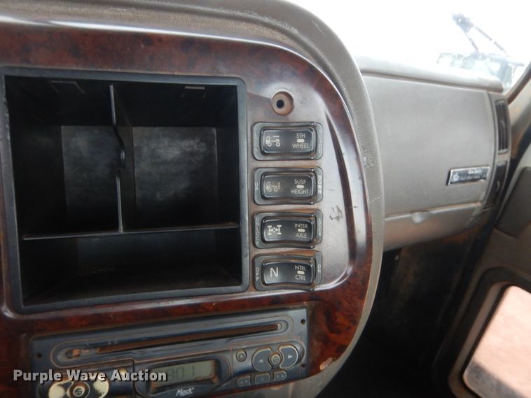 image for item HG9609 2007 Mack CHN  semi truck