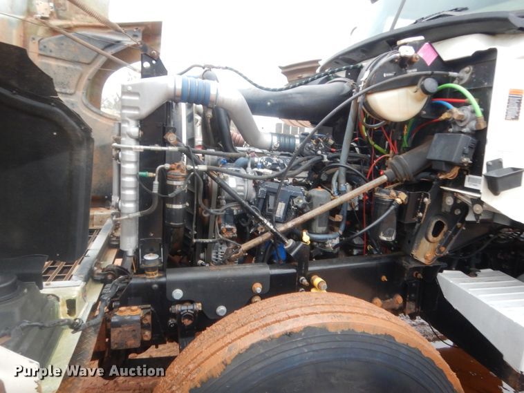 image for item HG9609 2007 Mack CHN  semi truck