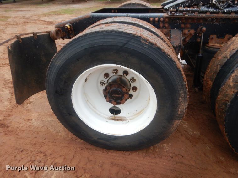 image for item HG9609 2007 Mack CHN  semi truck