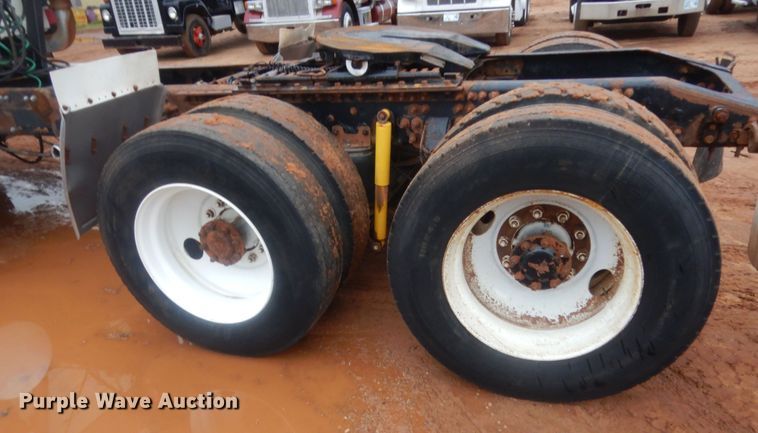 image for item HG9609 2007 Mack CHN  semi truck