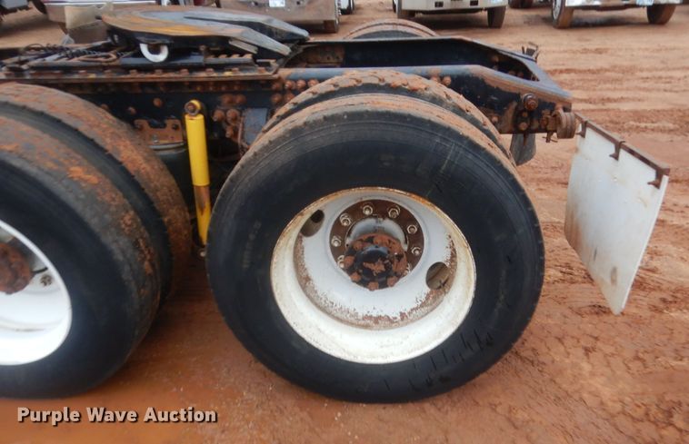 image for item HG9609 2007 Mack CHN  semi truck