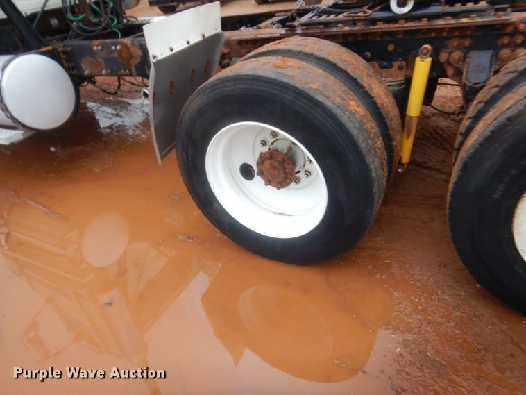 image for item HG9609 2007 Mack CHN  semi truck