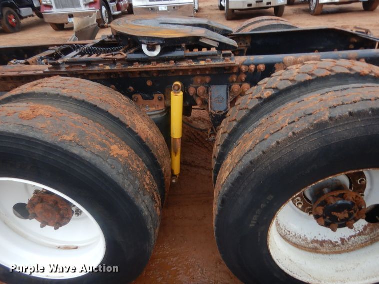 image for item HG9609 2007 Mack CHN  semi truck