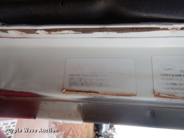 image for item HG9609 2007 Mack CHN  semi truck