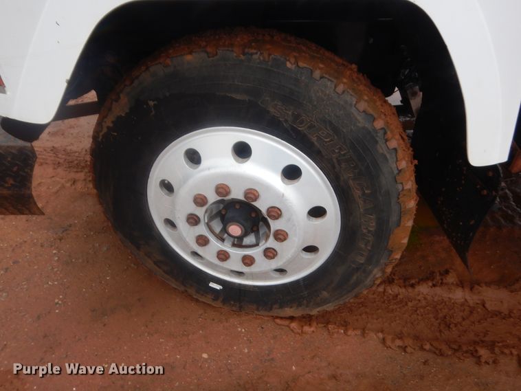 image for item HG9610 2002 Mack CH613  semi truck