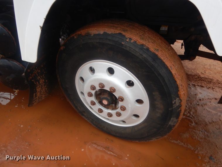 image for item HG9610 2002 Mack CH613  semi truck