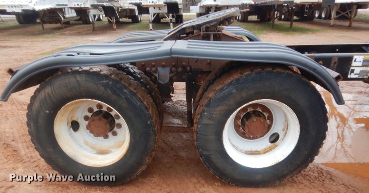 image for item HG9610 2002 Mack CH613  semi truck