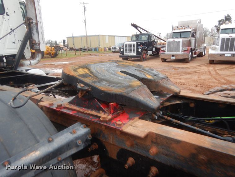 image for item HG9611 2007 Mack CHN  semi truck