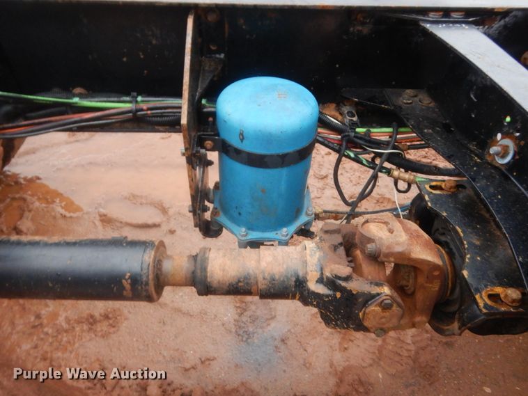 image for item HG9611 2007 Mack CHN  semi truck