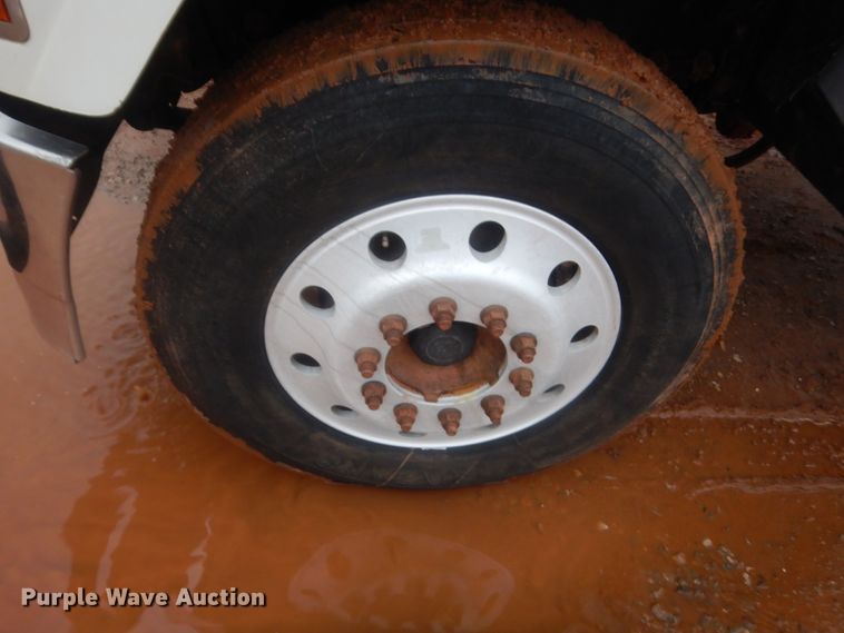 image for item HG9611 2007 Mack CHN  semi truck