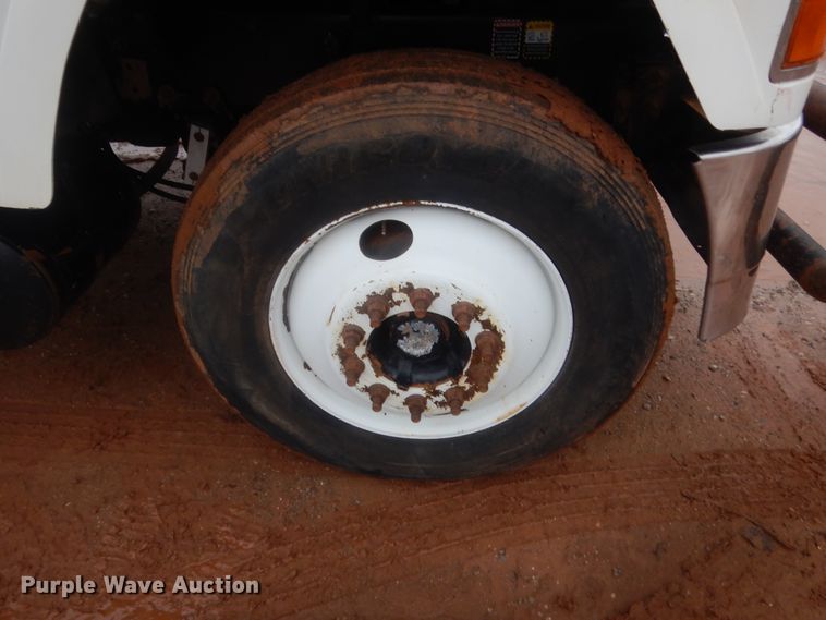 image for item HG9611 2007 Mack CHN  semi truck