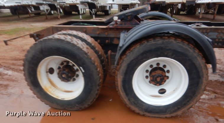 image for item HG9611 2007 Mack CHN  semi truck