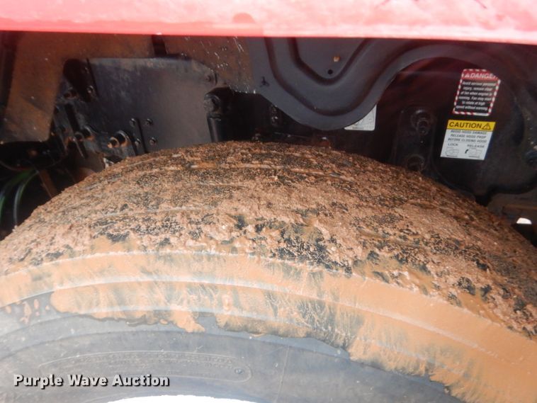 image for item HG9612 2008 Mack CHU613  semi truck