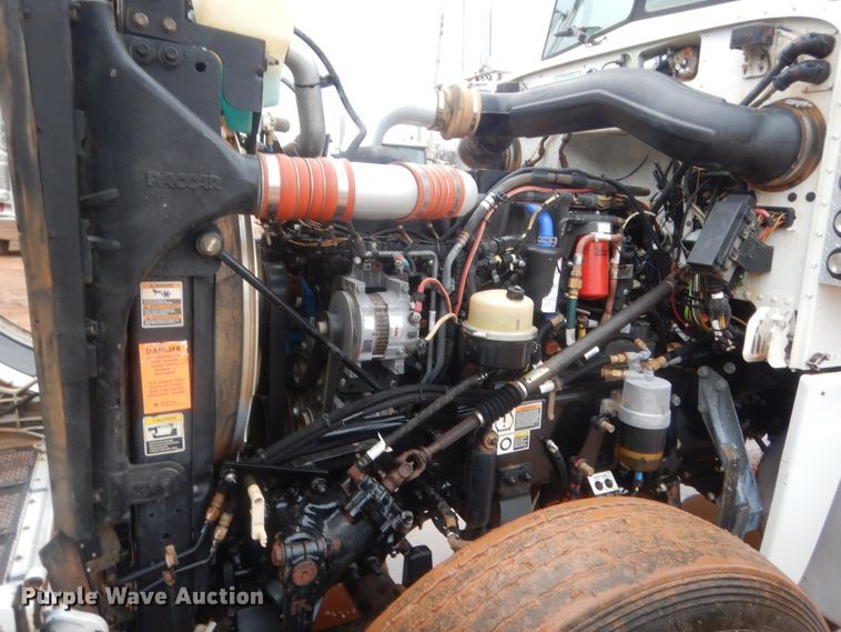 image for item HG9614 2012 Peterbilt 388  semi truck