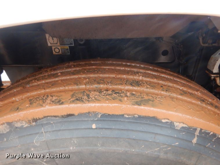 image for item HG9614 2012 Peterbilt 388  semi truck