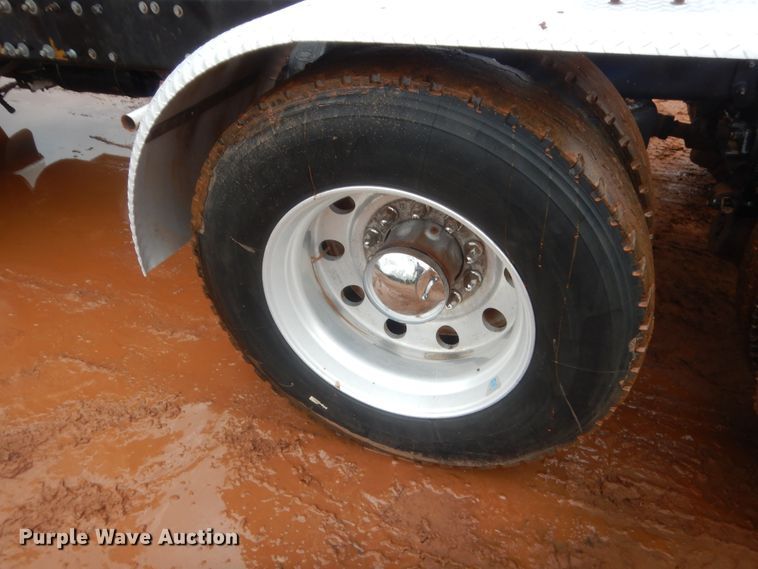 image for item HG9614 2012 Peterbilt 388  semi truck