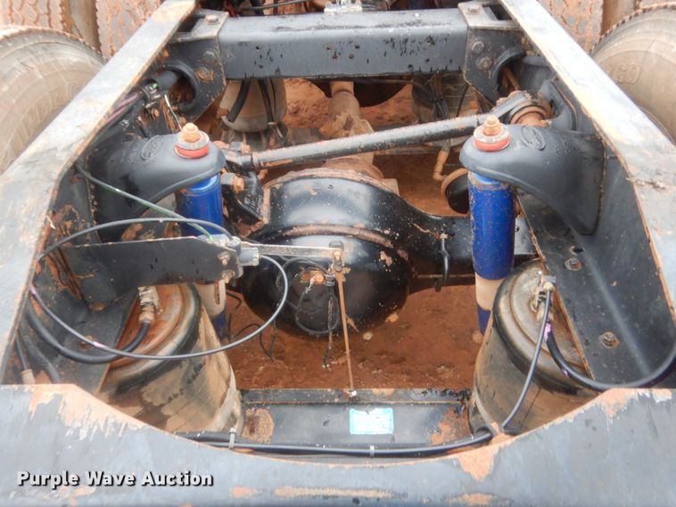 image for item HG9615 1998 Peterbilt 379  semi truck