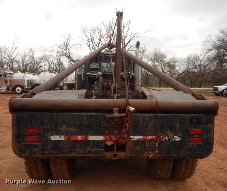 image for item HG9616 1972 International F4370  winch truck