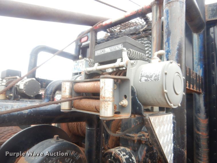 image for item HG9616 1972 International F4370  winch truck