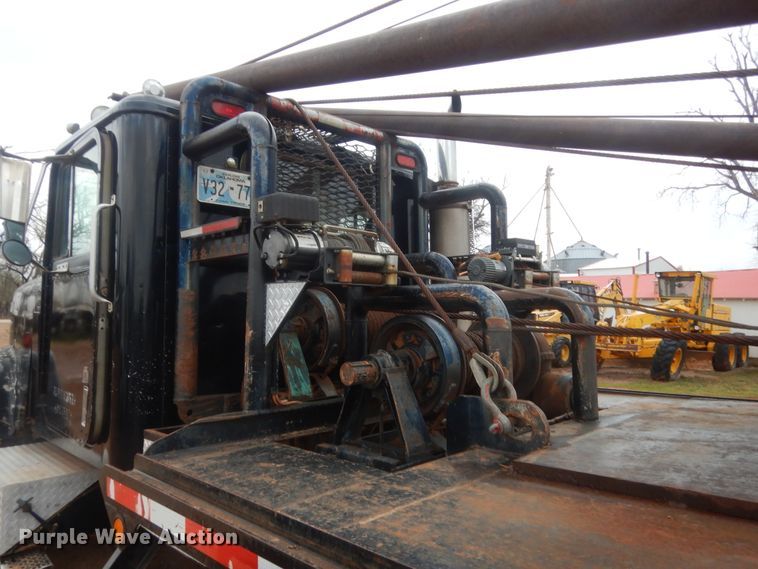 image for item HG9616 1972 International F4370  winch truck