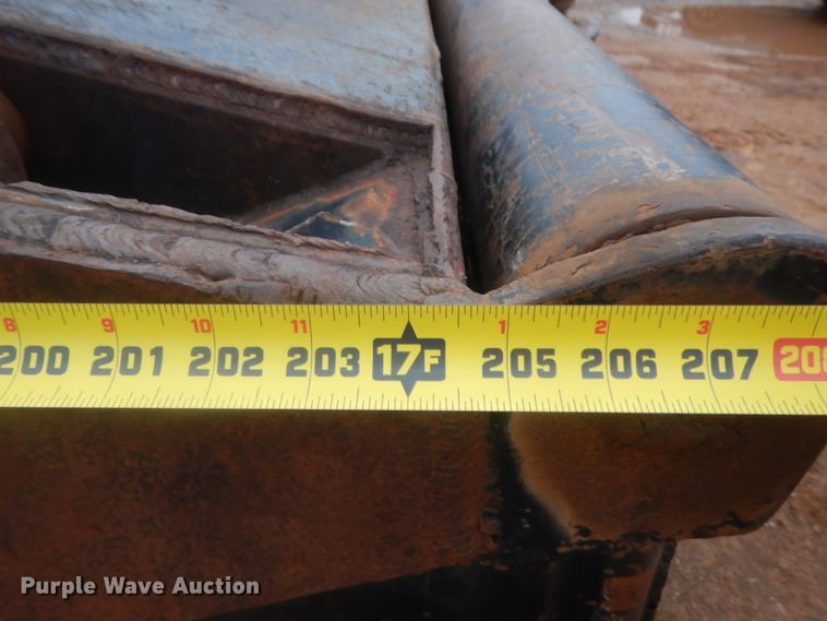 image for item HG9616 1972 International F4370  winch truck