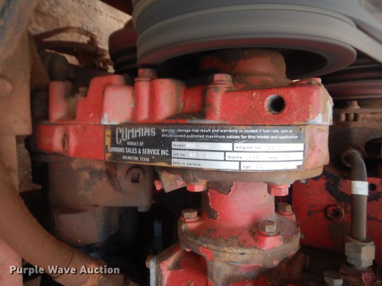 image for item HG9616 1972 International F4370  winch truck