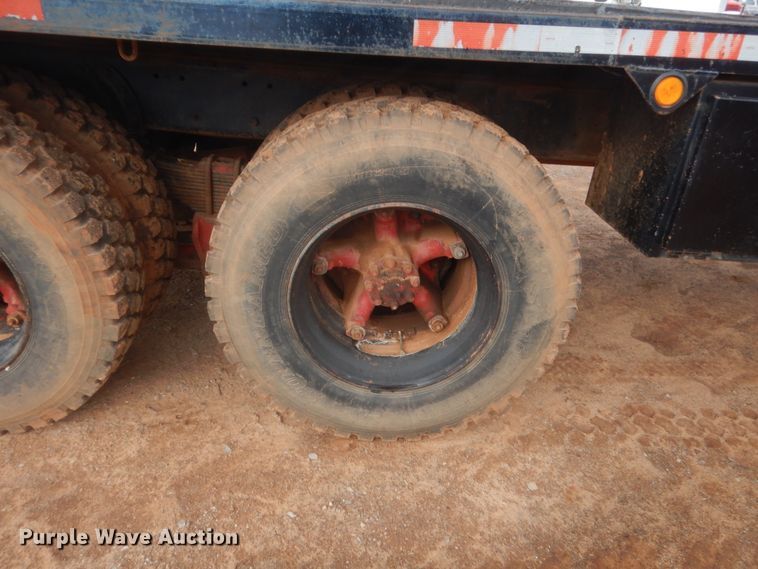 image for item HG9616 1972 International F4370  winch truck